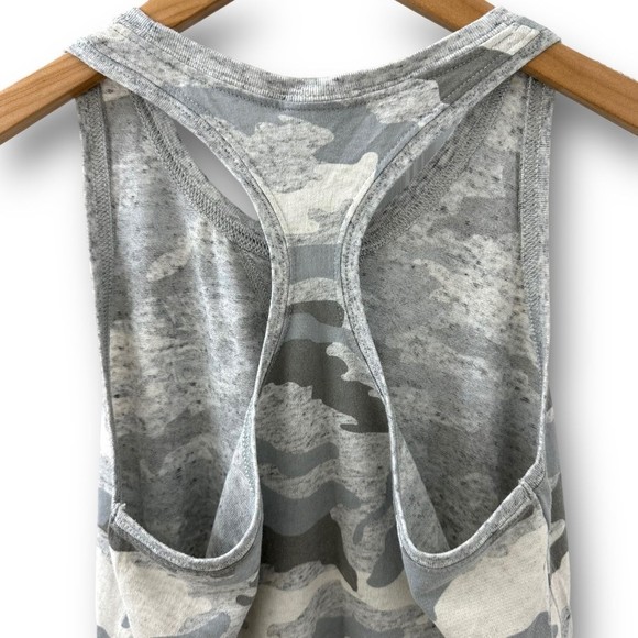 Nike Active Racerback Tank Top Camo Grey Girls XL - Picture 3 of 9